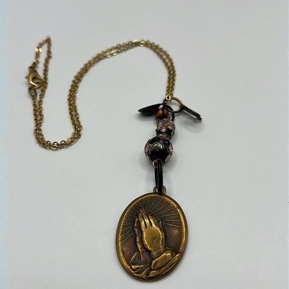 Praying Hands Medallion on Necklace - Picture 11 of 11
